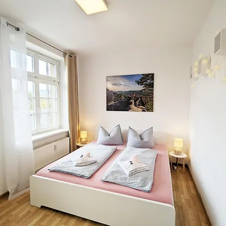 Hw3 - Urlaubsmagie - Helle, Grosse Wohnung Mit Pool Sebnitz Exterior foto